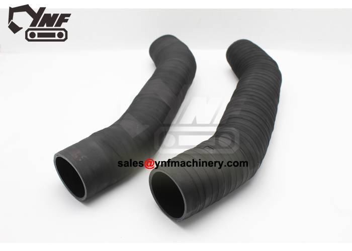 Ống dẫn khí nạp bằng cao su chịu lực cao dùng cho hệ thống làm mát trung gian turbo của máy xúc.