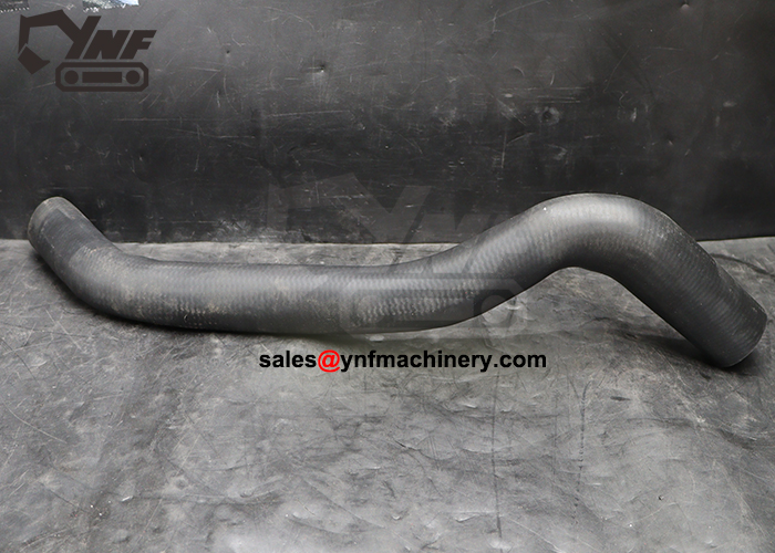 YNF18247 22B-03-21211 PC128US lower radiator hose