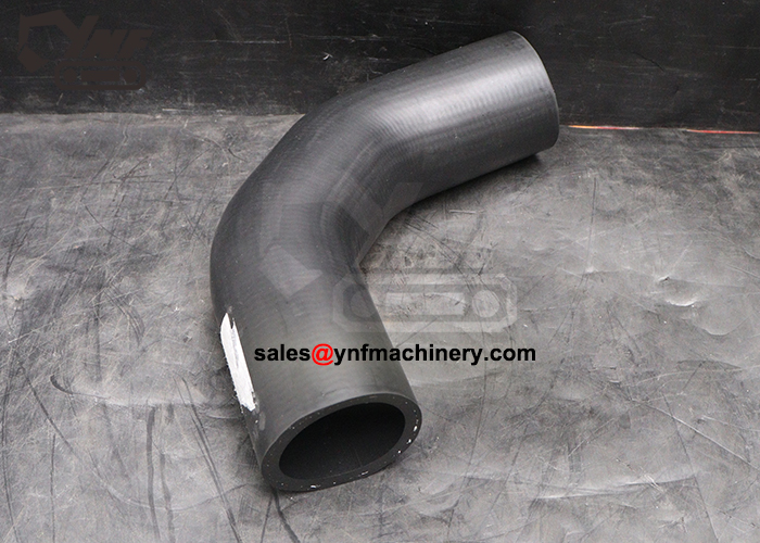 YNF18592 DH225-7 C shape thermostat hose replacement