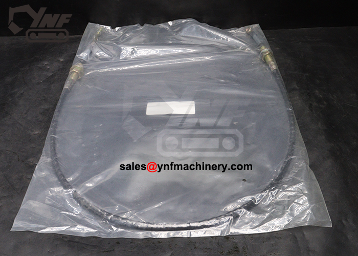 Auxiliary hydraulic control lever cable for agricultural machinery