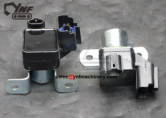 Isuzu 4HK1 engine preheating system relay