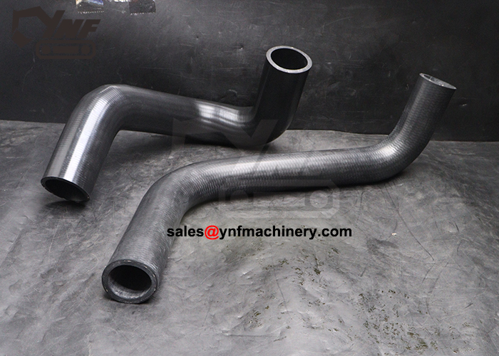 Excavator engine cooling system rubber hose set