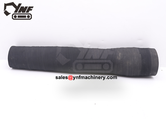 Heavy equipment air inlet hose