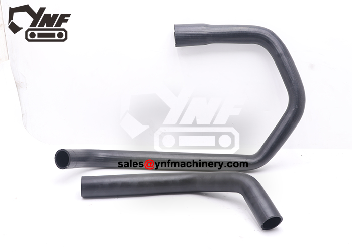 Heavy equipment radiator hose set component