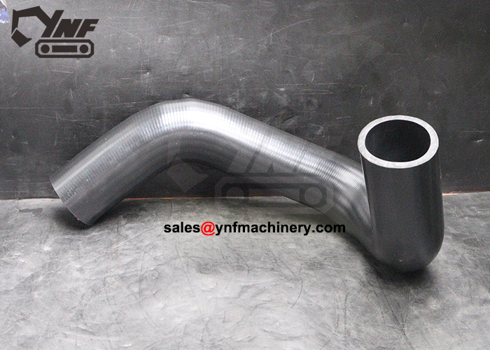 Excavator engine cooling system hose
