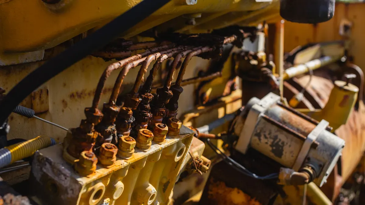 Resolving Hydraulic Pump and Valve Malfunctions