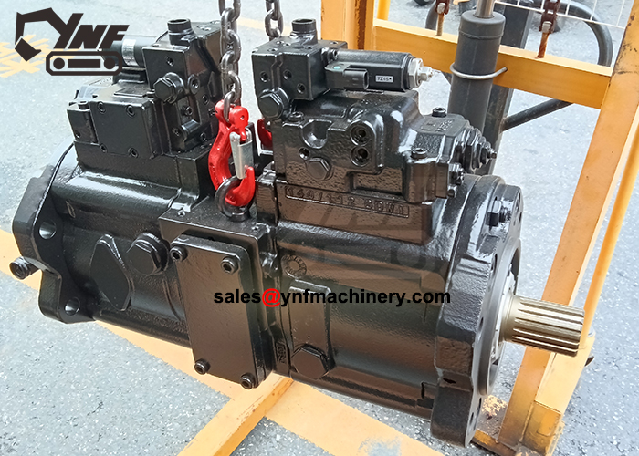 SK380-8 hydraulic system pump assembly