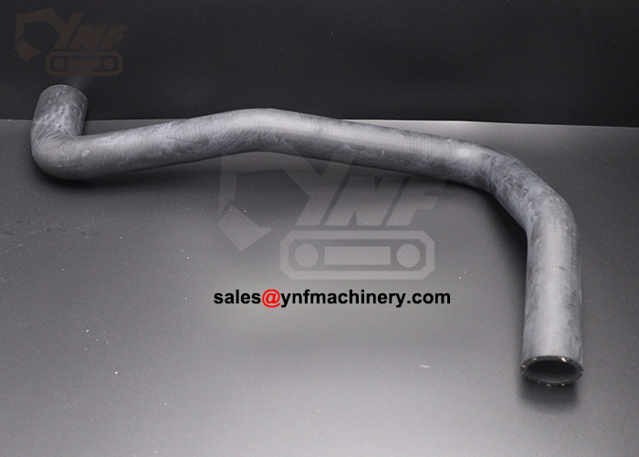 YNF19033 3107944 2045918 lower radiator hose