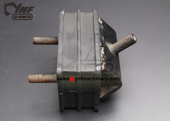 6D22 old type front engine mounting rubber
