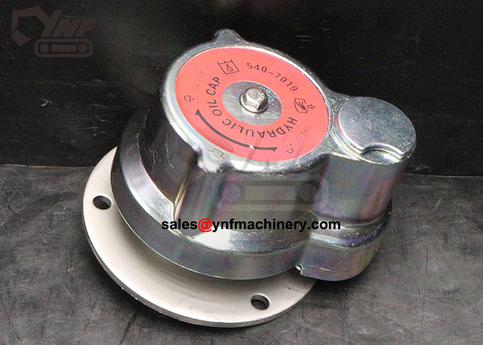 YNF18634 E320GC hydraulic oil tank breather cap