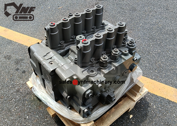 4434686 ZX450 hydraulic valve bank