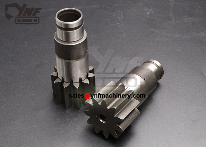 OD62 ID28 L140 machinery shaft with toothed drive interface