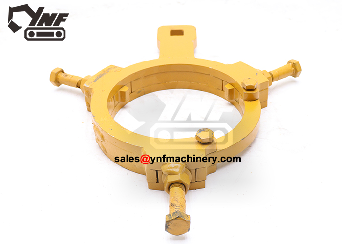 Small adjustable wrench for heavy equipment maintenance