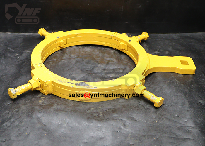 Small adjustable wrench for heavy equipment maintenance