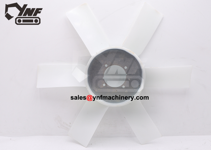 Heavy equipment engine cooling fan blade