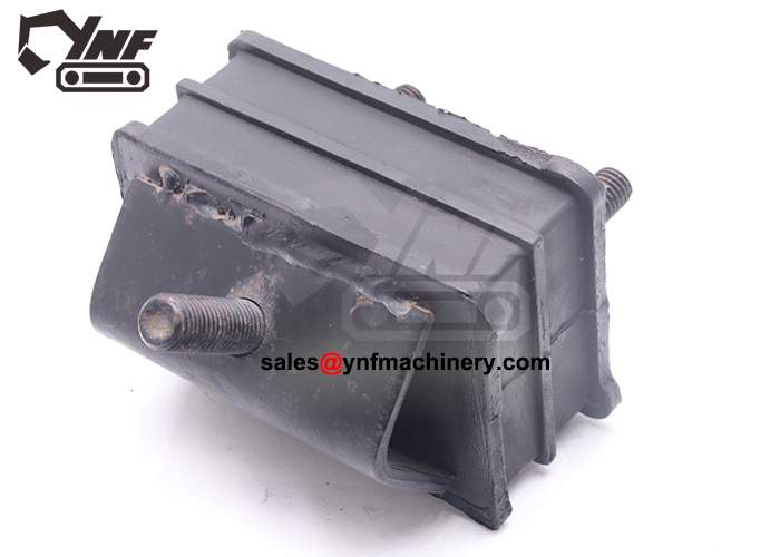 6D22 engine vibration isolator replacement