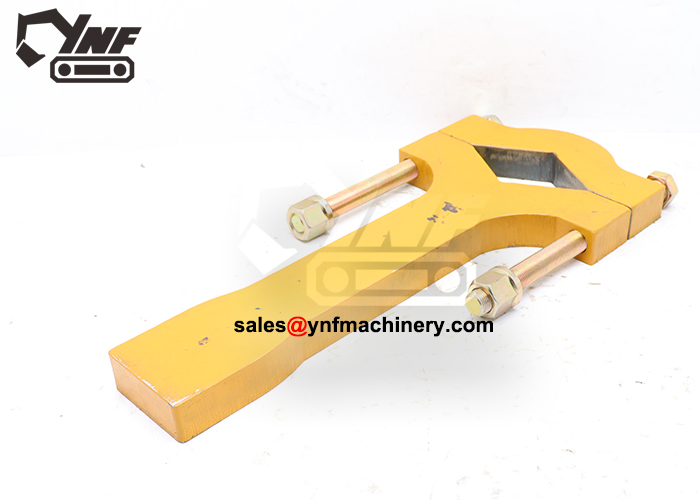 Oversized wrench for large excavator repair